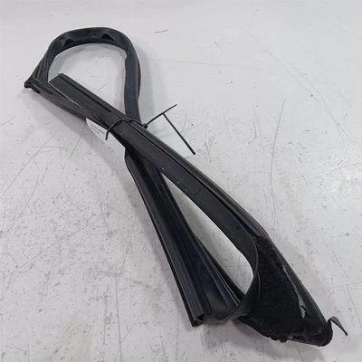 Sello de ventana de vidrio para puerta Mazda CX-3 goma delantero izquierdo del conductor 2016 2017 2018 Foto 1 de 4