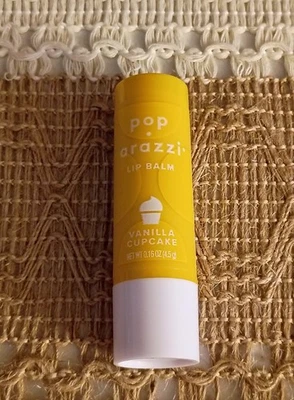 Bálsamo labial Pop Arazzi, cupcake de vainilla, sin crueldad Foto 1 de 4