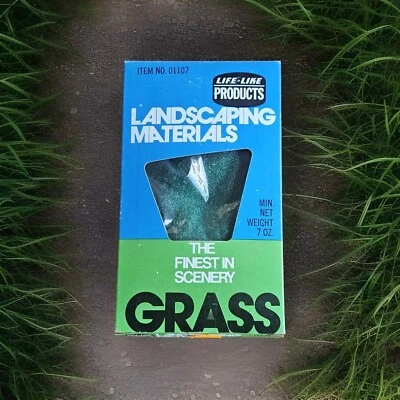 Grass Life-Like 01107 New Sealed HO Train Hobby Railroad RR Landscaping Material - Image 1 of 2
