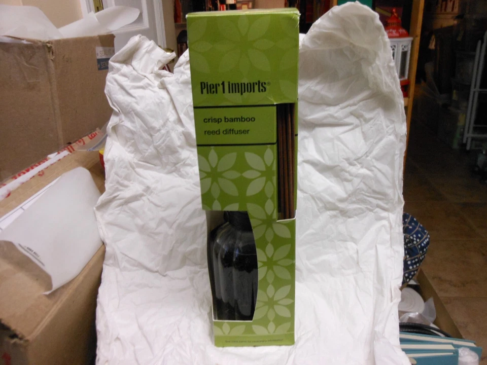Pier 1 Imports "Crisp Bamboo Reed Diffuser" 10 Oz. Liquid Bottle w/10 Reeds NEW - Image 1 of 1
