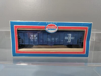 NEW MODEL POWER BOSTON & MAINE BM 71714 3-BAY OPEN HOPPER FREIGHT TRAIN CAR  - Image 1 of 4