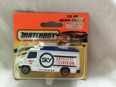 MATCHBOX MB-73 TV NEWS VAN SKY- ON FASTLANE CARD - Image 1 of 4