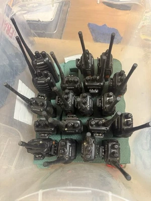 x19  Baofeng BF-888S Walkie Talkie 400-470MHz Two-way Radio Earpiece 16 Channels - Image 1 of 4
