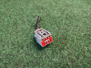 2011-2021 JEEP GRAND CHEROKEE TAILGATE LIFTGATE LOCK LATCH ACTUATOR Pigtail 2M8 - Picture 1 of 3