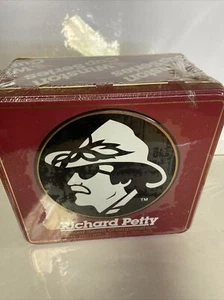Richard Petty Metal Tin Winston Cup Series/Petty Museum Record  7 Championships - Picture 1 of 5