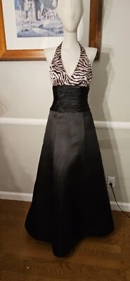 Vestido preto vintage anos 2000 com detalhes rosa zebra Halter Mkd tamanho 5/6 - Imagem 1 de 4