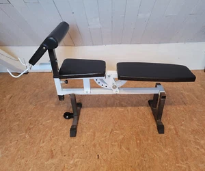 Umgebaute Gorilla Sports Hantelbank mit Bein und Curl-Anbau - Bild 1 von 10