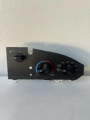 05-2014 Ford Van E150 E250 E350 Heater A/C Climate Control OEM F8UH-19E764A  A20 - Image 1 of 4