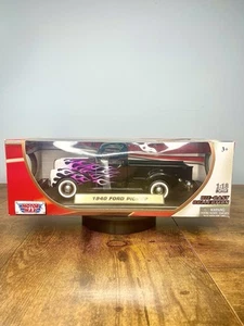 MOTORMAX Diecast 1940 Ford Pickup Scale 1 : 18 Black With Purple Flames Rare💎 - Picture 1 of 3