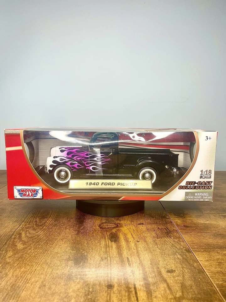 MOTORMAX Diecast 1940 Ford Pickup Scale 1 : 18 Black With Purple Flames Rare💎 - Image 1 of 3
