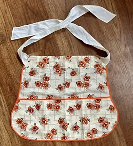 Custom Made Vintage Floral Apron Small 14x14" - Picture 1 of 4