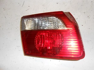 Luz trasera luz freno esquina interior Mazda 626 hatchback año 1999-2002 izquierda - Imagen 1 de 3