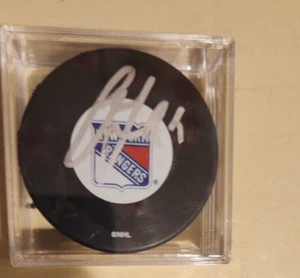 MARTIN STRAKA Signed Pittsburgh Penguins Puck w/ LOA - Picture 1 of 1