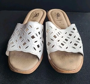 SPRING STEP Sz 8 1/2 EU 39 Sandals Slides WHITE Leather SHOES Open Toe Cutouts - Picture 1 of 7