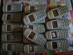 Nokia 3410 phone for sale, untested ! - Afbeelding 1 van 1