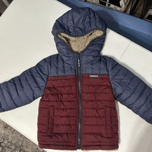 Chaqueta acolchada reversible con capucha cremallera completa azul roja Oshkosh B'gosh para niño talla 3T - Imagen 1 de 3