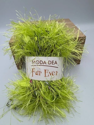 Coats Moda Dea FUR EVER Eyelash Yarn Color 3547 LIMEADE 1.75oz - Image 1 of 4