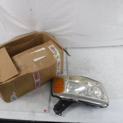 Conjunto de faros delanteros derechos para Nissan Titan 2005-2007 Armada 2004-2007 Foto 1 de 4