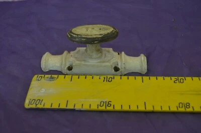 ANCIEN DÉCOR FERRONNERIE POIGNÉE APPUI DE FENÊTRE BALCON GÂCHE LYS FER FORGE   - Photo 1/2