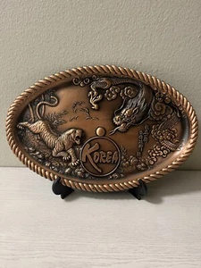 Vintage Brass Repoussé Motif Korea Tiger Flying Dragon Wall Hanging Plate Asian - Picture 1 of 4