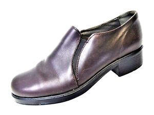 Santana Made in Canada Woman's Size 8.5 Dark Brown Leather Slip On Loafer Shoe