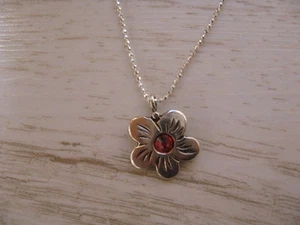 Collar con dije de flores simples, cristal rosa, cadena y colgante de plata de ley - Imagen 1 de 3