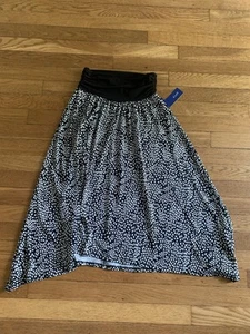 Apt 9 Skirt Size PM Black White Floral Knee Length Pull On Unlined Flare NWT - Picture 1 of 8