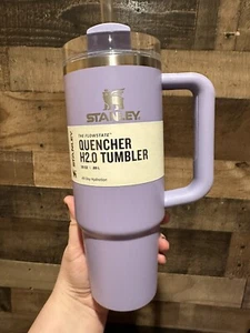 Stanley Comforting Purple 30oz Quencher H2.0 Target Exclusive NEU 2023 - Bild 1 von 3