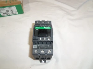Schneider LC1D65ALE7 Contattore Telemecanico #83 - Foto 1 di 11