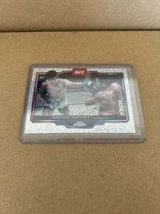 2025 Topps Chrome UFC Speckle Refractor Jonathan Martinez 155/250 - Bild 1 von 2