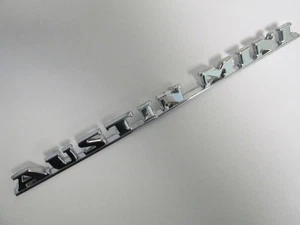 BMC AUSTIN MINI SCRIPT , CHROME PLATE METAL BADGE NEW - ALA6622 - Picture 1 of 2