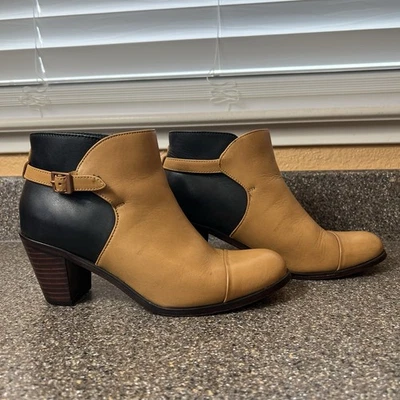 Wolverine 1000 Mile Ankle Bootie Block Heel Tan Black Leather Womens 8.5 Slip On - Image 1 of 4