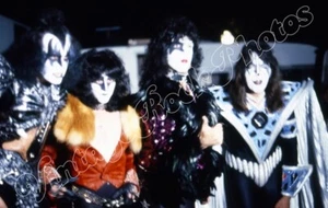 KISS - UnMasked Tour, Roma italy 29 agosto 1980  backstage photo XL UnPublished - Imagen 1 de 2