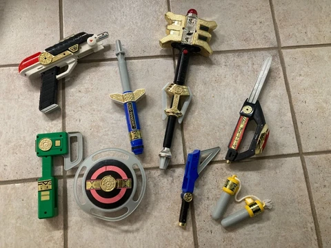 Mighty Morphin Power Ranger Zeo WEAPONS LOT GOLD RANGER STAFF WORKS! Cover