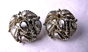 LISNER Ohrringe Silber Metall Clip On Vintage Klapphebel Rund Ohrstecker - Bild 1 von 3