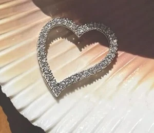 New 18K Genuine Diamond Heart Floating Pendant - Picture 1 of 5