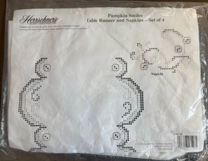 Herrschners Pumpkin Smiles table runner & 4 napkins Cross-stitch New in package - Picture 1 of 2