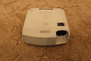 Proyector DLP Mitsubishi XD430U - Imagen 1 de 7