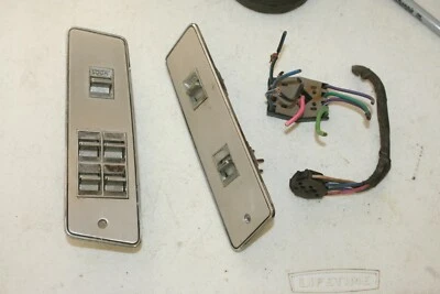 Oldsmobile Olds Delta 88 Royale 1985 bisel interruptor y lote de cableado Foto 1 de 4