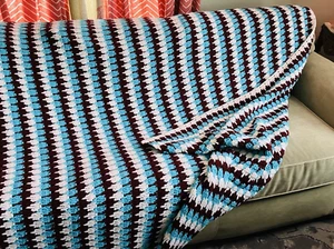 Big Beautiful Vtg Teal Brown & Cream Blanket Coverlet Afghan 118” x 102” - Picture 1 of 1