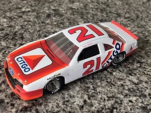 Morgan Shepherd #21 Citgo Ford T-Bird 1991 Revell NASCAR 1/24 Diecast - Picture 1 of 5
