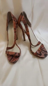 Brian Atwood Heels Women's 7.5 Orange Snakeskin Look Open Toe 5" Leather Pumps - Picture 1 of 15