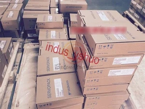 1 Stück Yaskawa Servomotor SGMPH-01ANA-YR11 NEU - Bild 1 von 1