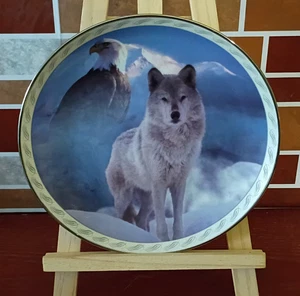 United in Sprit Masters of the Land and Sky Collector Plate Wolf Eagle #2646F - Picture 1 of 2
