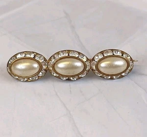Gold Tone Riveted Bar Brooch With Faux Pearls & Rhinestones Vintage 2.1" VGC - Picture 1 of 2