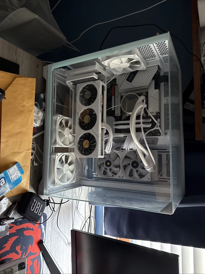 High-Performance Gaming PC Microsoft White Prebuilt….. - Image 1 of 1