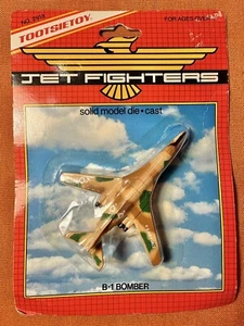 NEW IN BOX Vintage 1989 TootsieToy Jet Fighters B-1 BOMBER #2918 Die Cast Plane - Picture 1 of 2