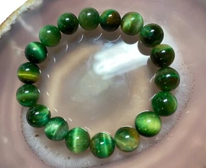 Wunderschönes Armband aus dem Edelstein grünem Tigerauge Ø10 mm - Picture 1 of 1