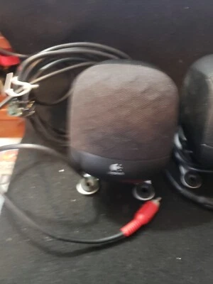 Logitech Z-640 Computer Lautsprecher - Vorne Rechts, Hinten Rechts. 1 kurze Schnur / 1 längere - Bild 1 von 2