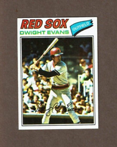 1977 Topps 25 Dwight Evans Boston Red Sox NM-MT